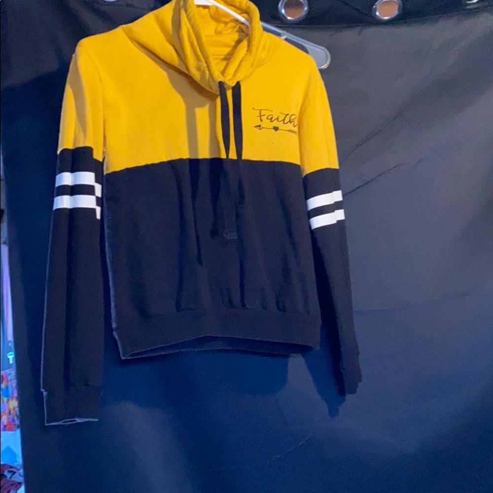 Black and yellow Faith sweatshirt
